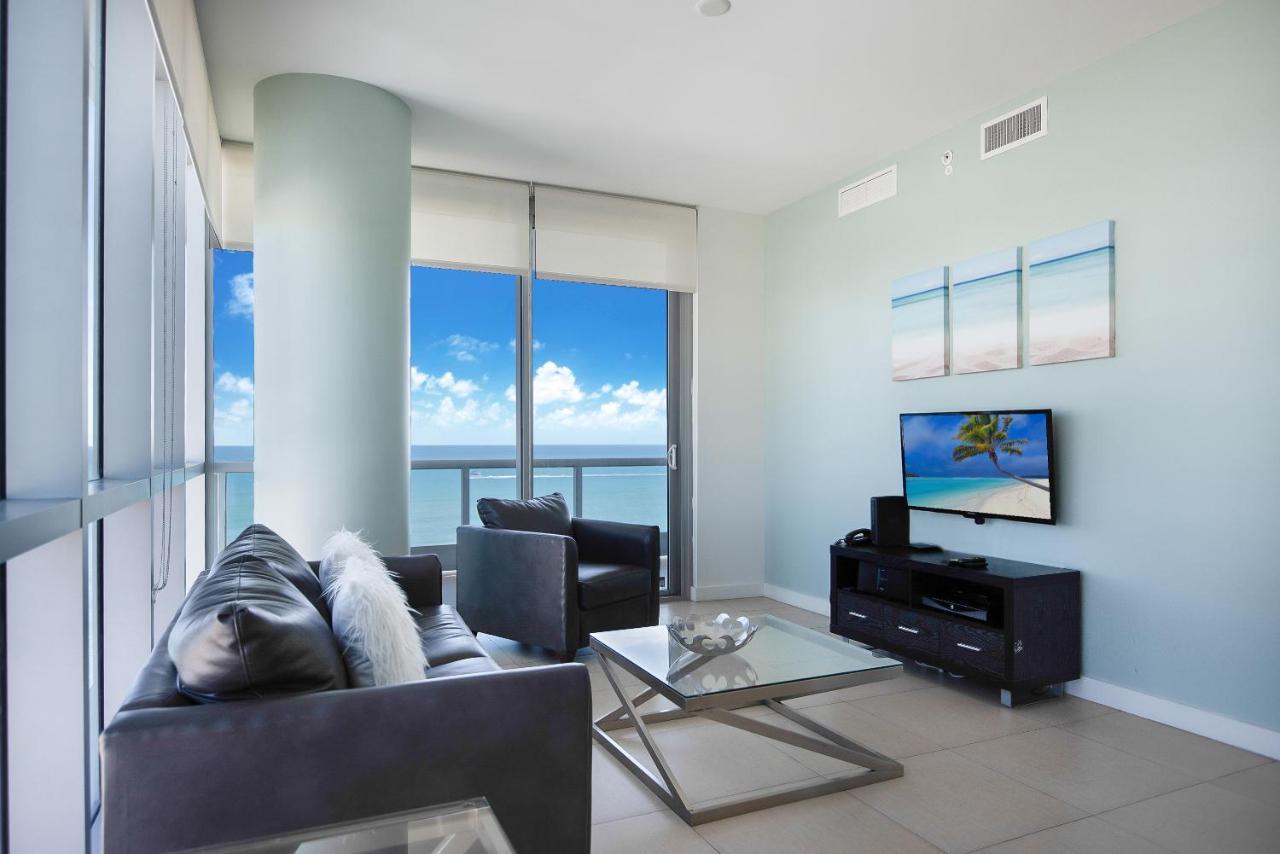 Bluebird Suites Monte Carlo 마이애미 비치 외부 사진