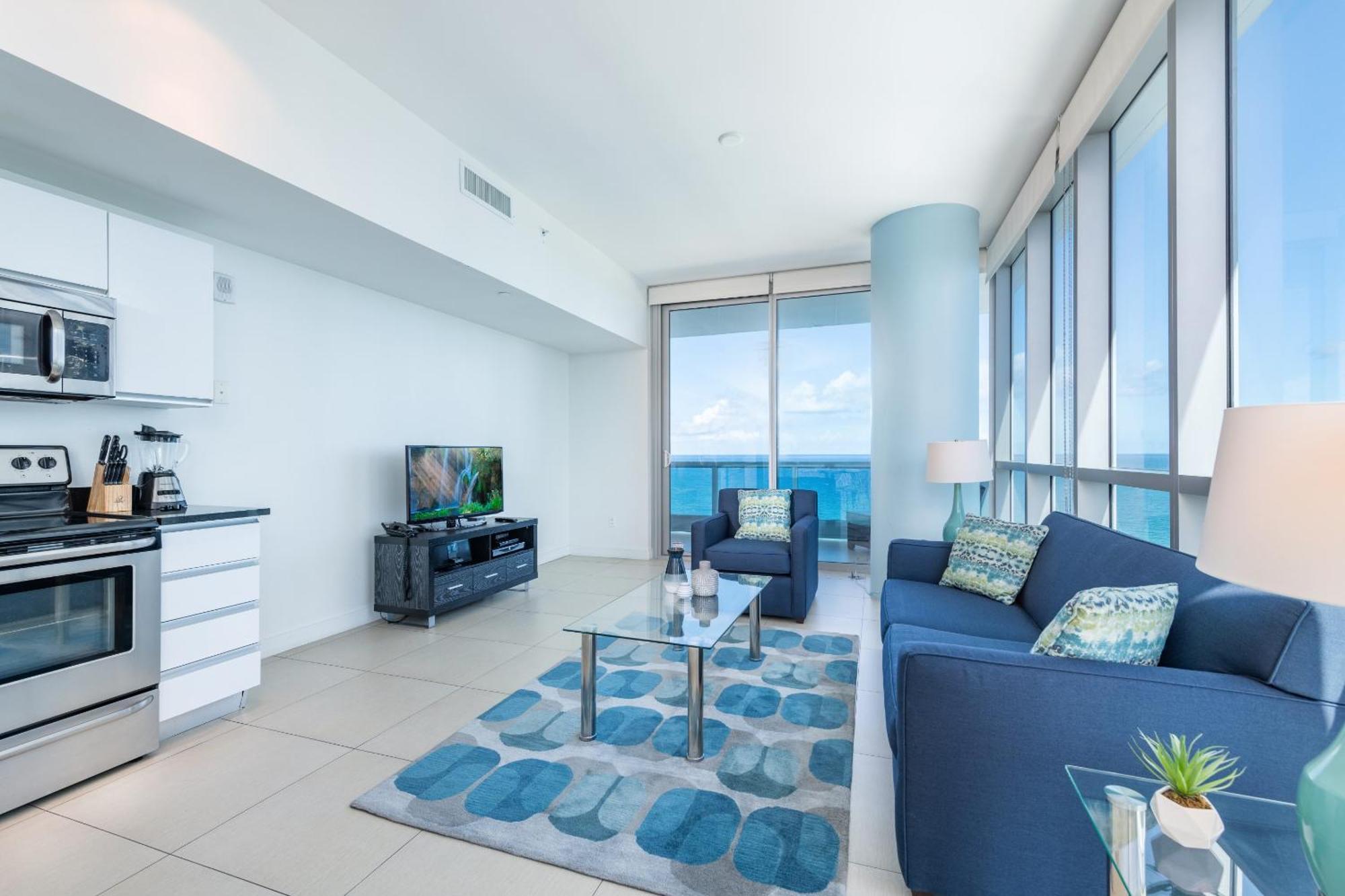 Bluebird Suites Monte Carlo 마이애미 비치 객실 사진