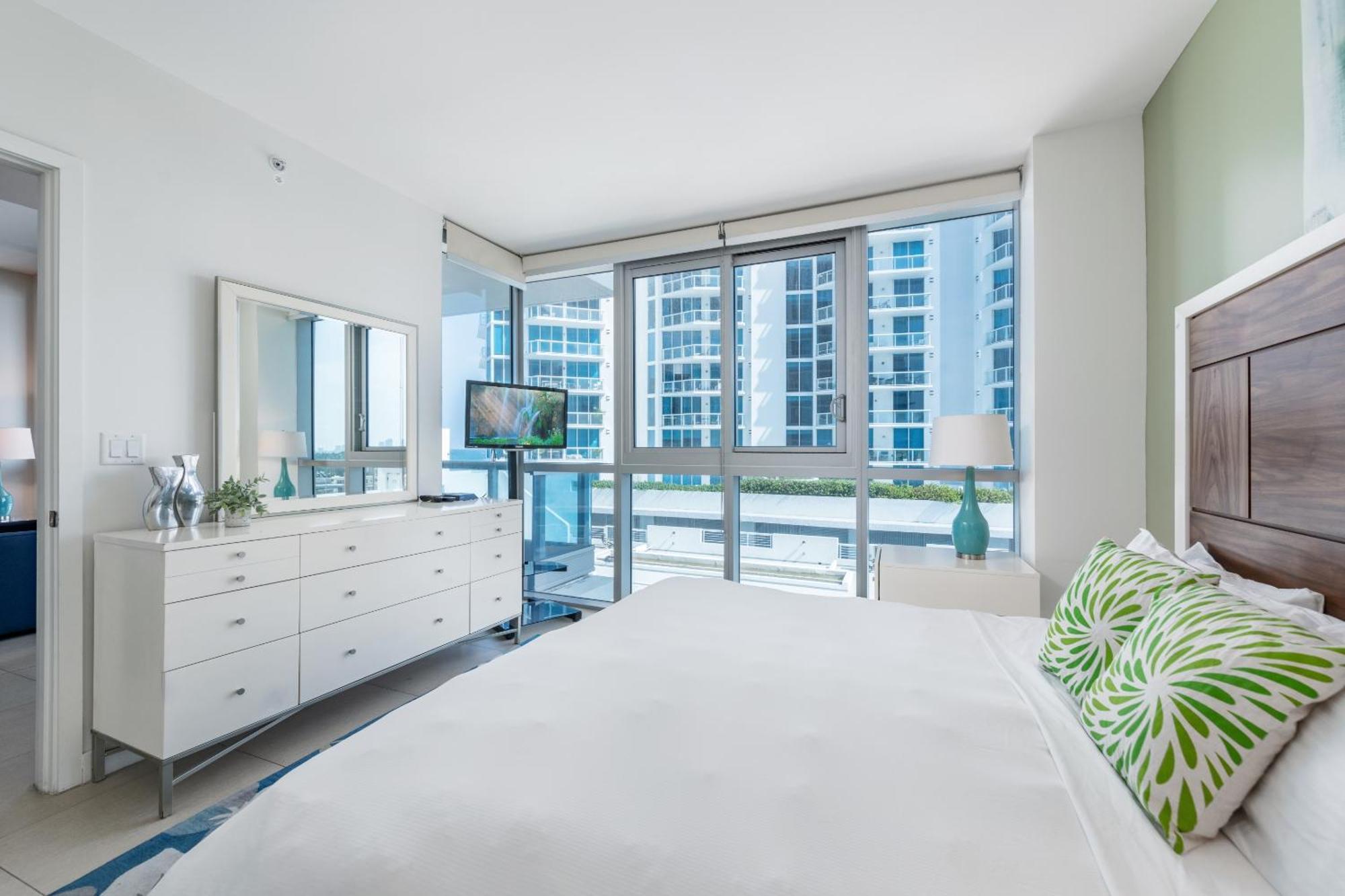 Bluebird Suites Monte Carlo 마이애미 비치 객실 사진
